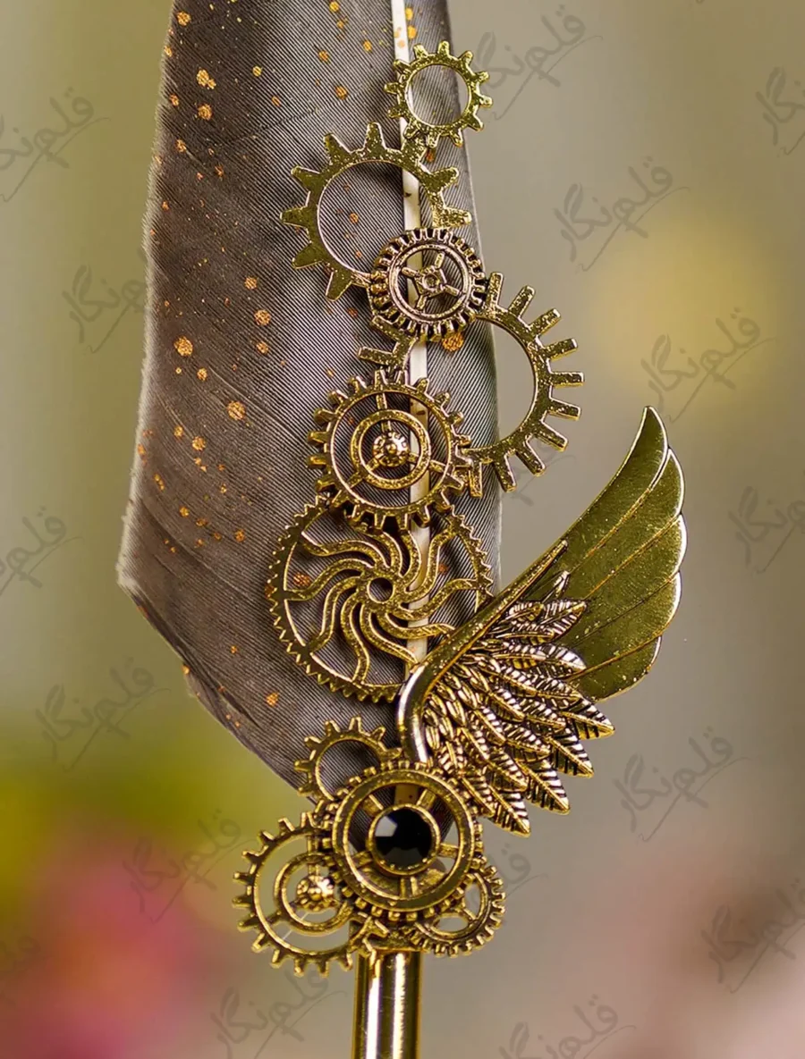 Detailed shot of the calligraphy nib on the gold metal pen body