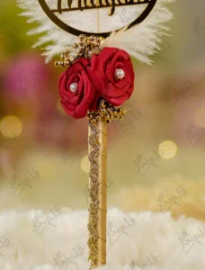 Customized version showing circular gold acrylic couple name circle on the feather